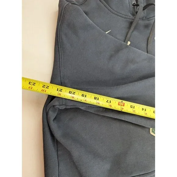 Nike Men’s Medium Black Milwaukee Bucks Basketball Long Sleeve Hoodie - Picture 8 of 8